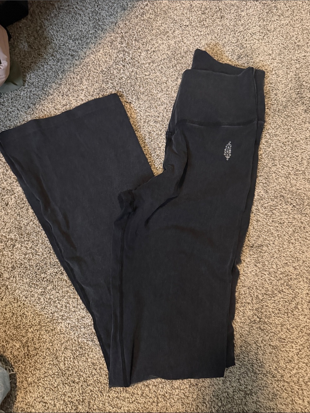 Go-to smooth straight leg pants FP - Picture 3 of 3